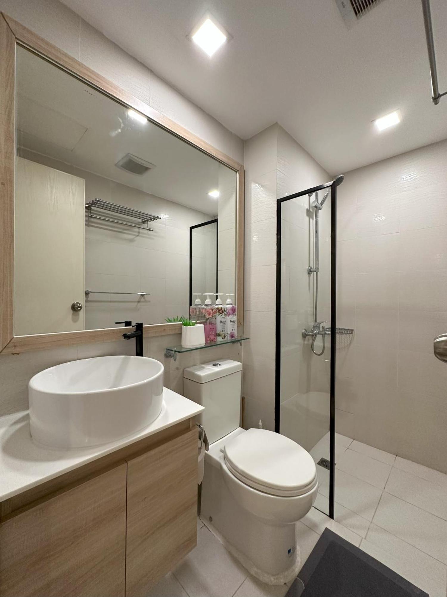 The Bahamas & Maldives Suites At Azure Residences Paranaque 15 Mins Manila Airport T3 エクステリア 写真