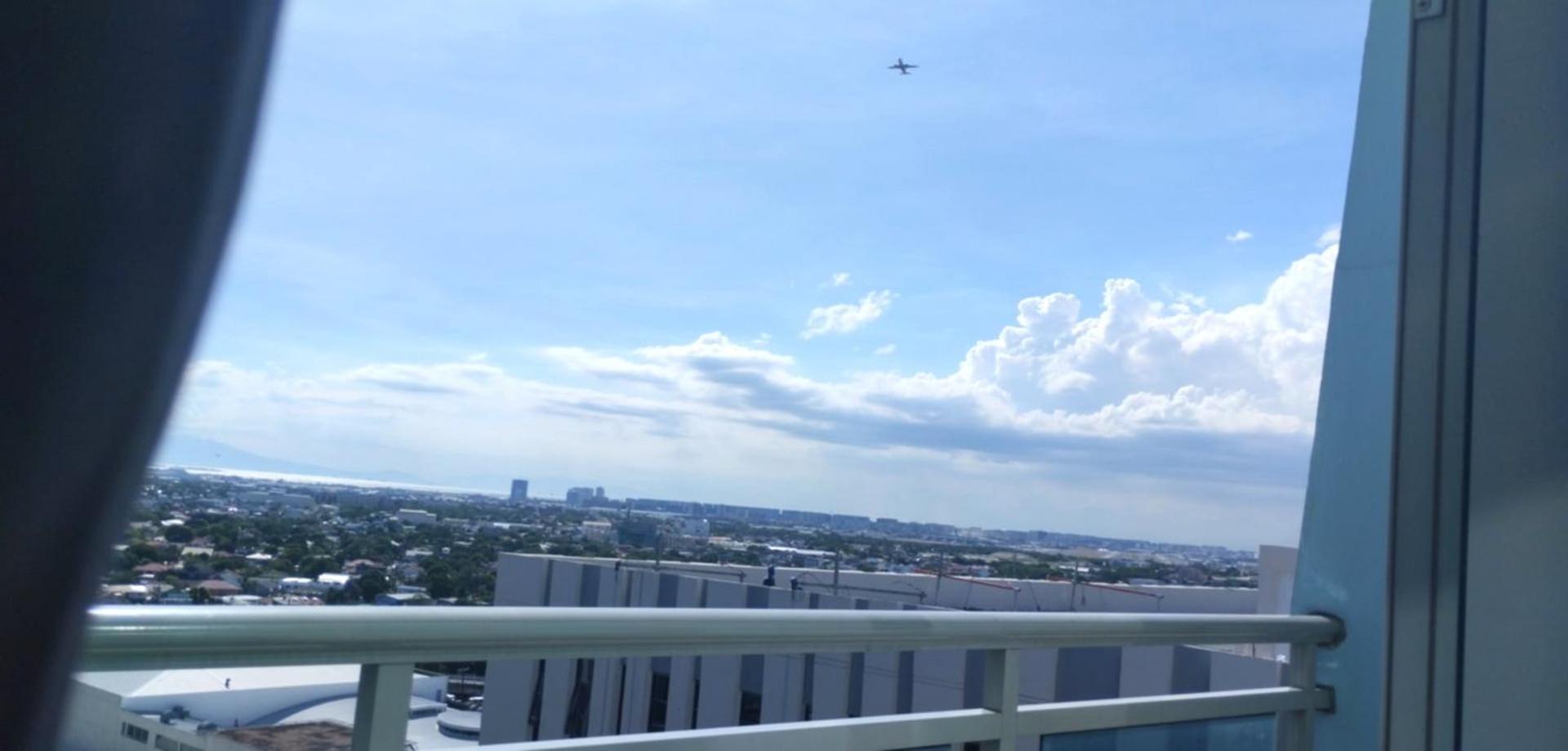 The Bahamas & Maldives Suites At Azure Residences Paranaque 15 Mins Manila Airport T3 エクステリア 写真